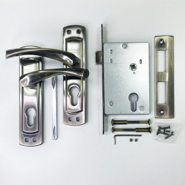 5523 - 4 AB_живое фото